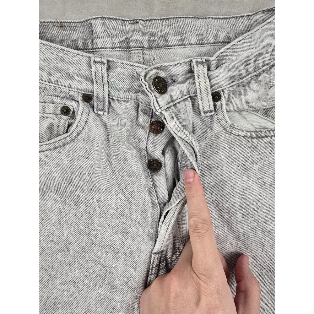 Levis bottoms legs